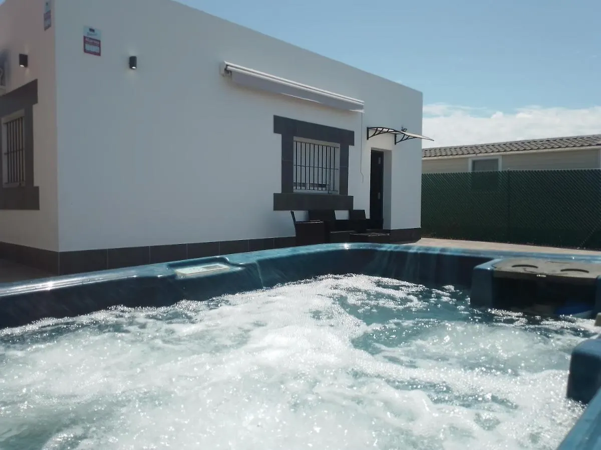 Holiday home Apartamento Relax Con Piscina Y Jacussy Spa Chiclana de la Frontera